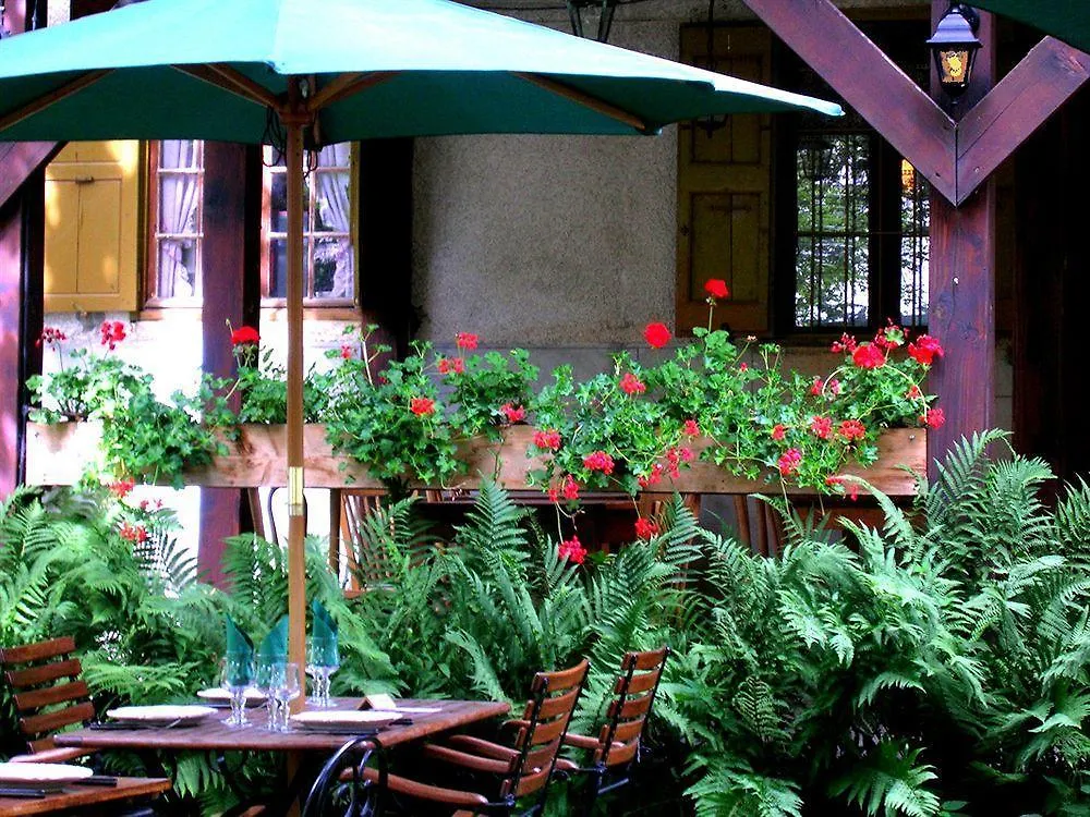 Chalet Hotel D'Ailefroide